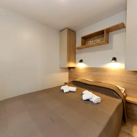 Mobile Homes Sunrise & Sunset Vakantiehuis Privlaka (Zadar)