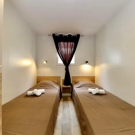 Vakantiehuis Mobile Homes Sunrise & Sunset Privlaka (Zadar)