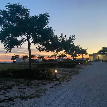Mobile Homes Sunrise & Sunset Vakantiehuis Privlaka (Zadar)