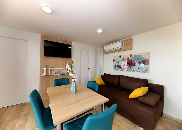 בית נופש Mobile Homes Sunrise & Sunset