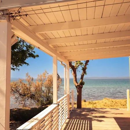 Mobile Homes Sunrise & Sunset Holiday home
